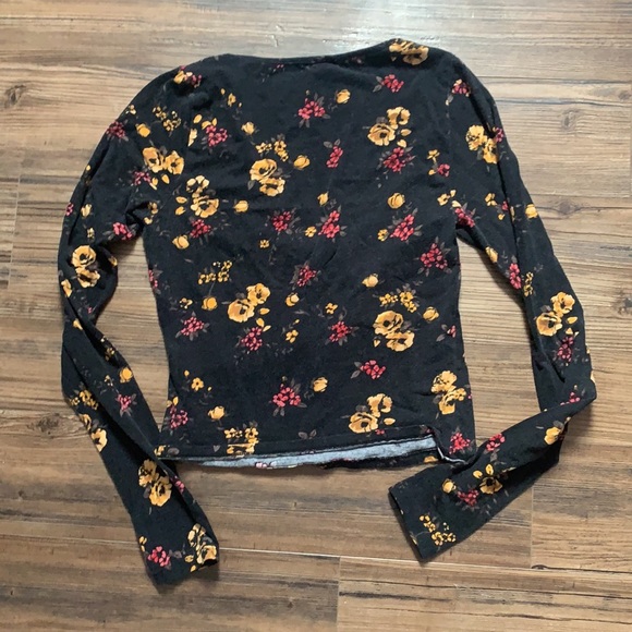 garage long sleeve - Picture 2 of 2